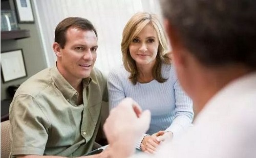 試管嬰兒費(fèi)用大約多少